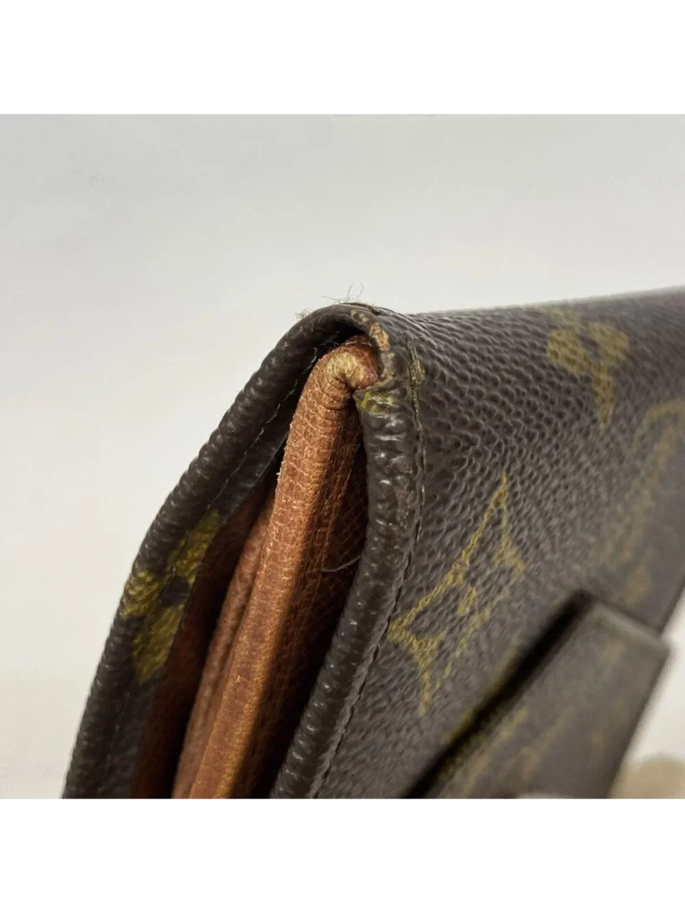 Louis Vuitton Trifold Wallet Monogram Porte-Monnaie Billets Cult Cles Brown